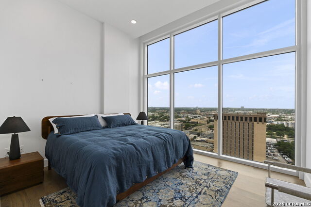 123 Lexington Property Photo 32