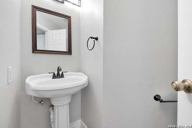7502 Beaver Tree Property Photo 6