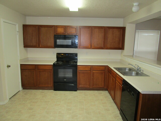 7916 Cavern Hill Property Photo 5