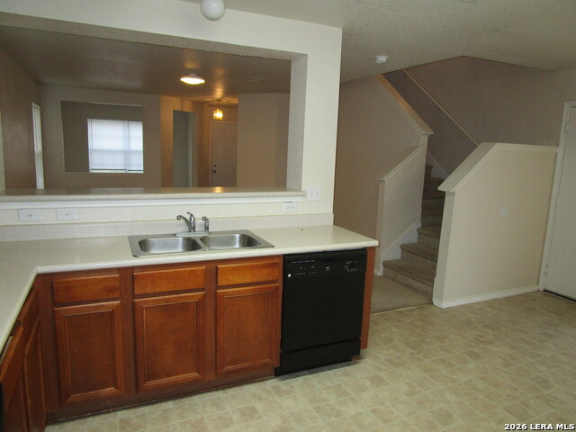 7916 Cavern Hill Property Photo 6