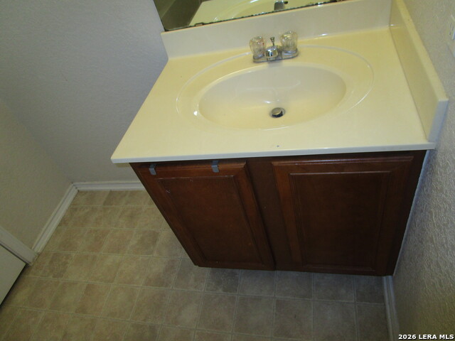7916 Cavern Hill Property Photo 9