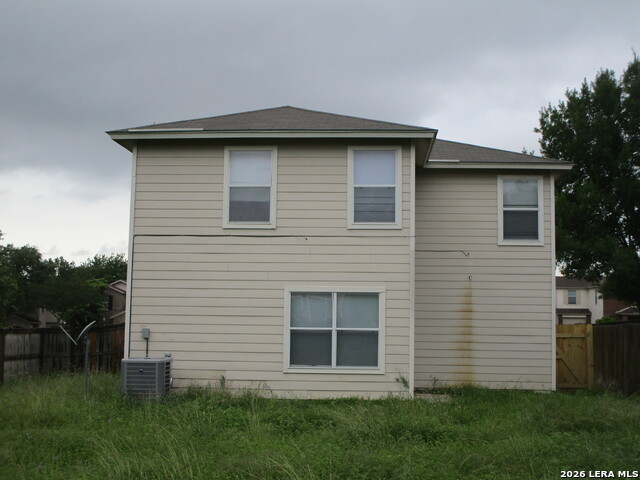 7916 Cavern Hill Property Photo 16