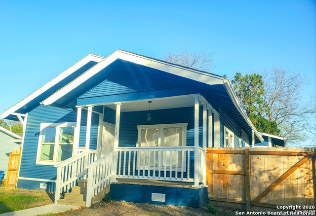 1025 Fulton Property Photo 2