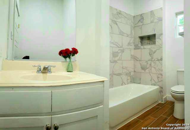 1025 Fulton Property Photo 16