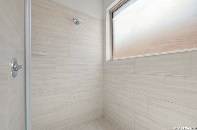 9329 Trestle Crk Property Photo 20