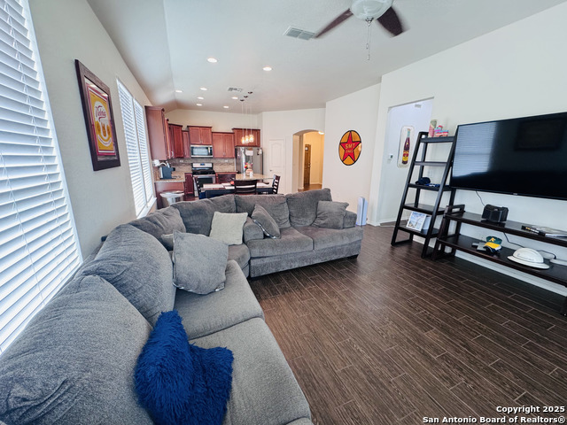 6626 Bowie Cv Property Photo 14