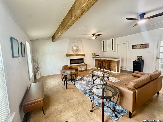 1103 Shadwell Dr Property Photo 5