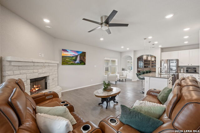 1044 Slight Property Photo 6