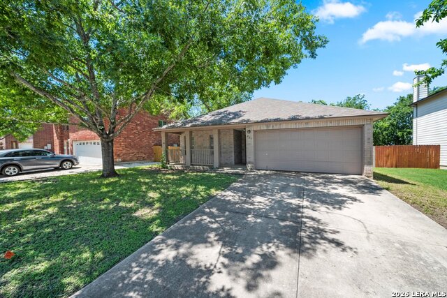 823 Pinehurst Dr Property Photo 6