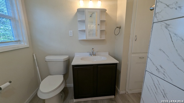 518 Craigmont Property Photo 12