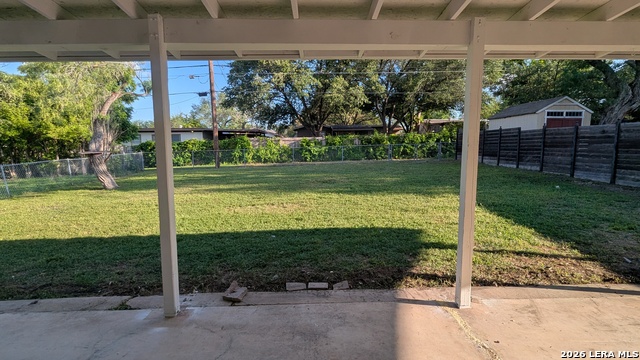 518 Craigmont Property Photo 19