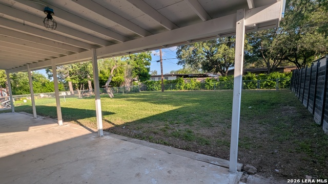 518 Craigmont Property Photo 20