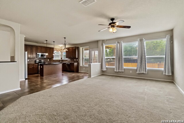 6238 Ozona Property Photo 9