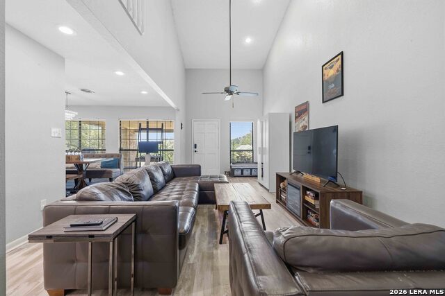 320 Twin Sails Property Photo 8