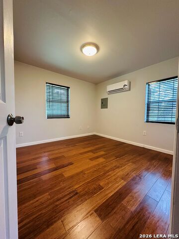 17803 Hilltop Dr Property Photo 3