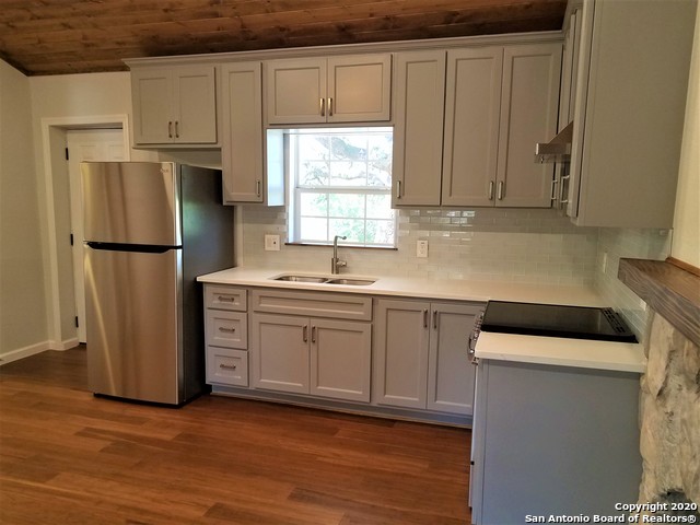 17803 Hilltop Dr Property Photo 12
