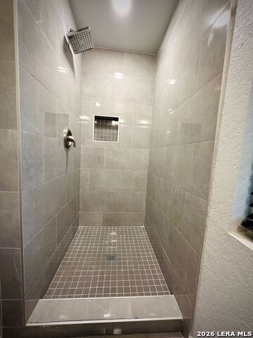 17803 Hilltop Dr Property Photo 17