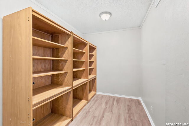 9406 Silverfeather Property Photo 24