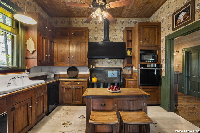 112 N. River Bend Road Property Photo 24