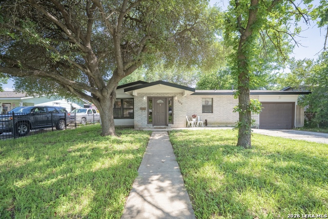 226 Edge Ave Property Photo 1
