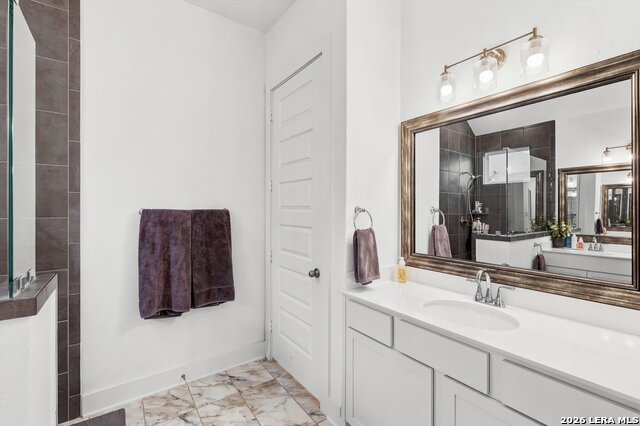 411 Aurora Basin Property Photo 24