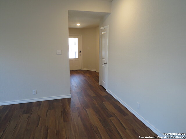 117 Grand Rpds Property Photo 3