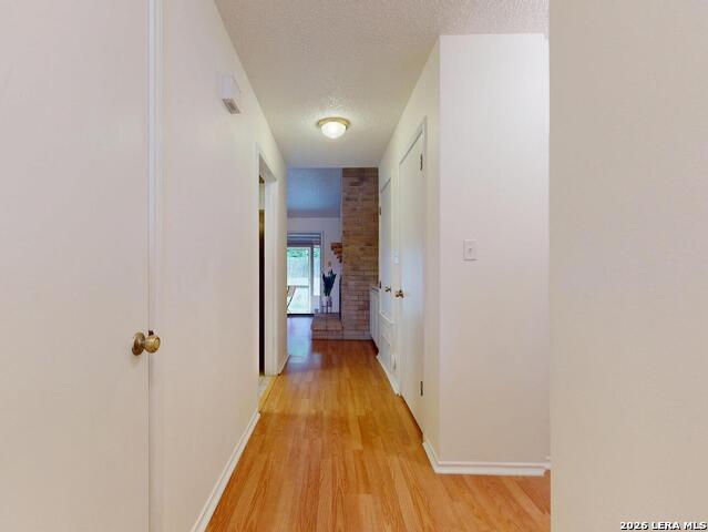 3201 Thrush Bend St Property Photo 3