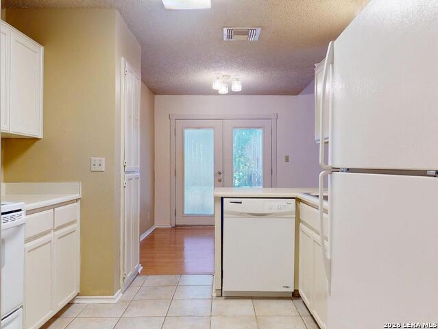 3201 Thrush Bend St Property Photo 12