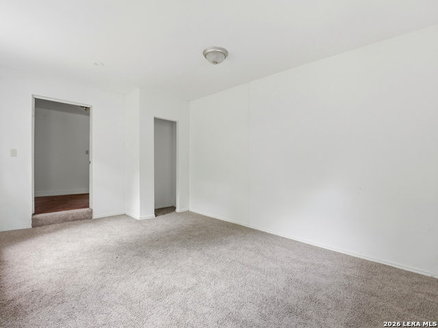 720 Chickering Ave Property Photo 15