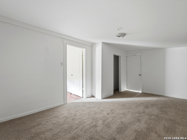 720 Chickering Ave Property Photo 21