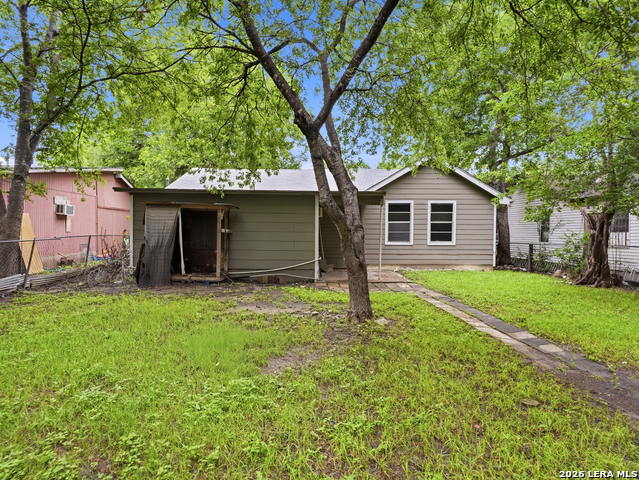 720 Chickering Ave Property Photo 23