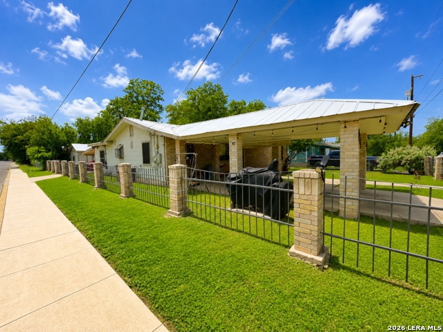402 Chipinque Property Photo 4