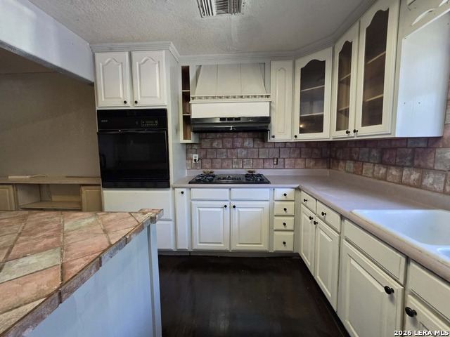 402 Chipinque Property Photo 11