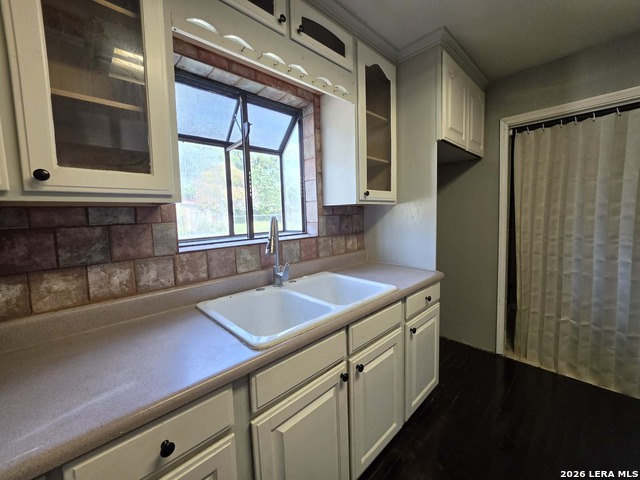 402 Chipinque Property Photo 14