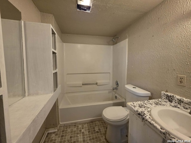 402 Chipinque Property Photo 15