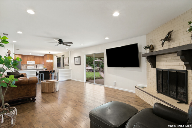 3881 Menger Dr Property Photo 1