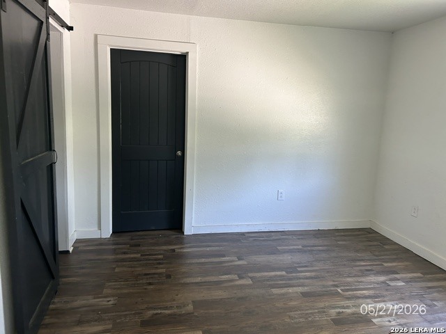 501 E Daniel St Property Photo 4