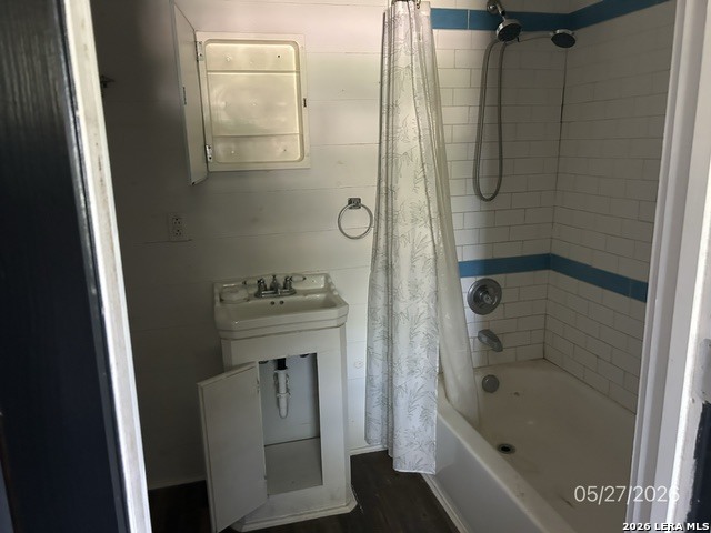 501 E Daniel St Property Photo 6