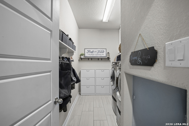 23118 Evangeline Property Photo 43
