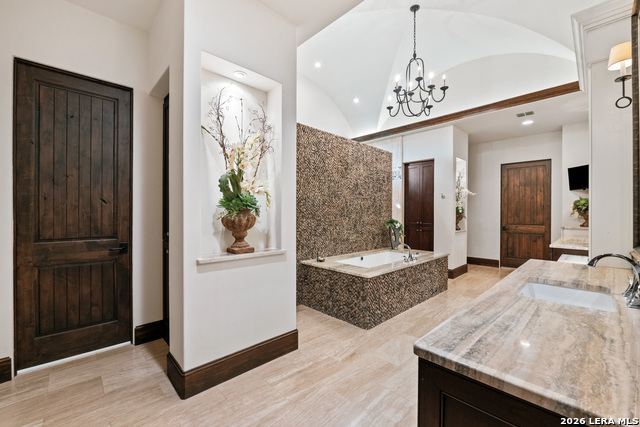 48 Oakland Hls Property Photo 42