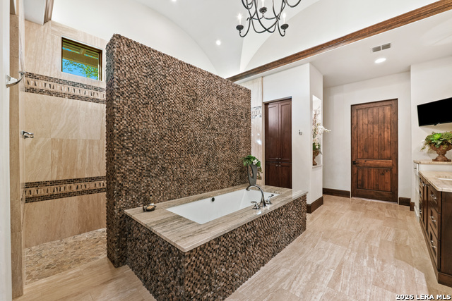 48 Oakland Hls Property Photo 45