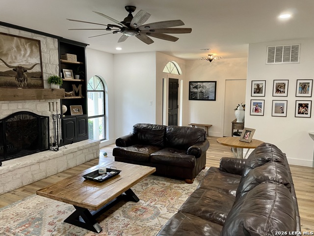 5 Chaparral Hl Property Photo 6