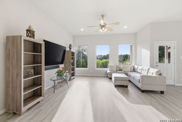 1634 Cheshire Park Property Photo 7