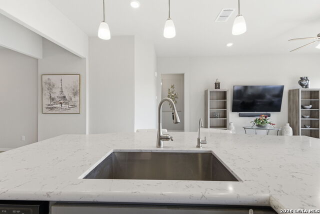 1634 Cheshire Park Property Photo 16