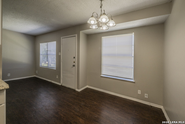 5915 Cliff Ridge Property Photo 8