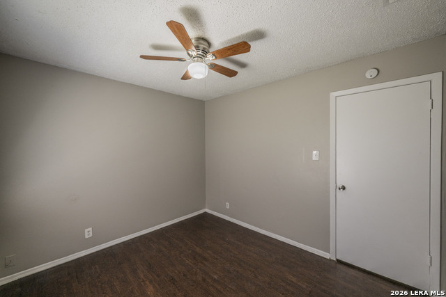 5915 Cliff Ridge Property Photo 14