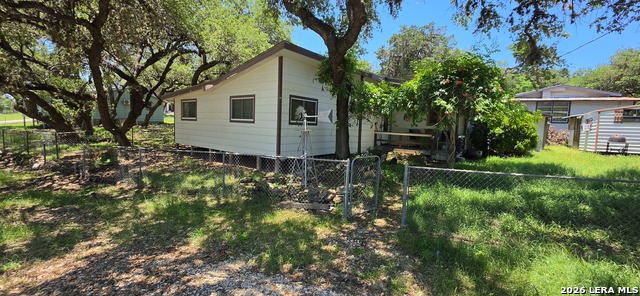 223 Lookout Dr Property Photo 1