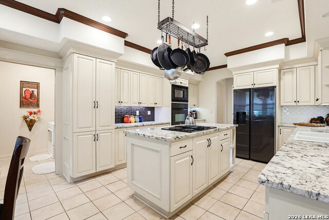 1103 Eagle View Property Photo 2