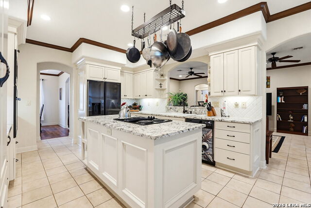1103 Eagle View Property Photo 14