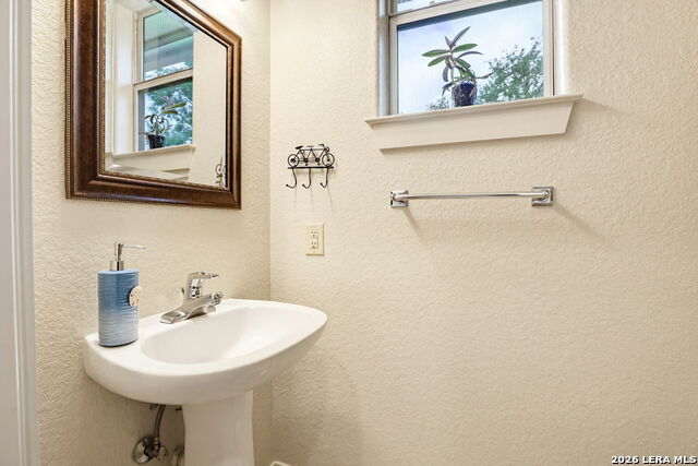 1103 Eagle View Property Photo 27
